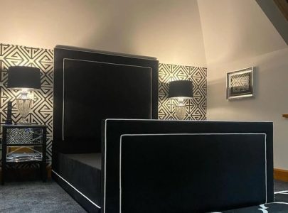Piping bed
